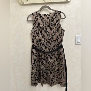 Jessica Simpson black and gold floral lace pattern dress size 8